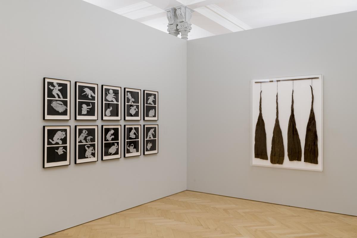 9_Geta Brătescu_Installationsansicht_KunstmuseumStGallen_Foto_Sebastian_Stadler